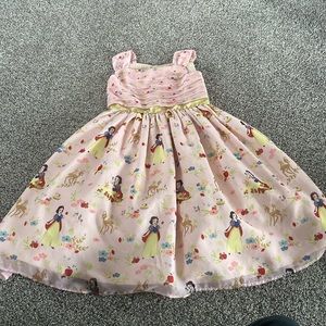 Disney Store Snow White dress size 5/6